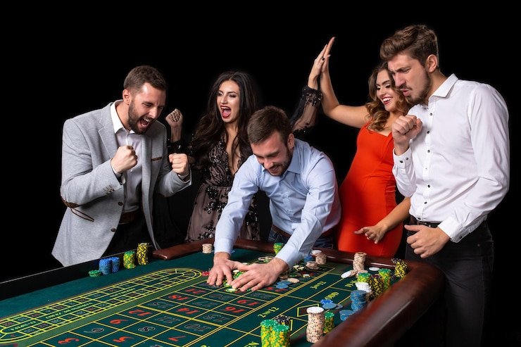 joko Teen Patti live table with dealer and player cards visible